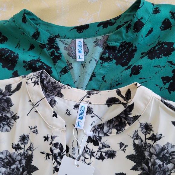 2 Pretty Career Blouses Size L in Green and Cream - Picture 1 of 10